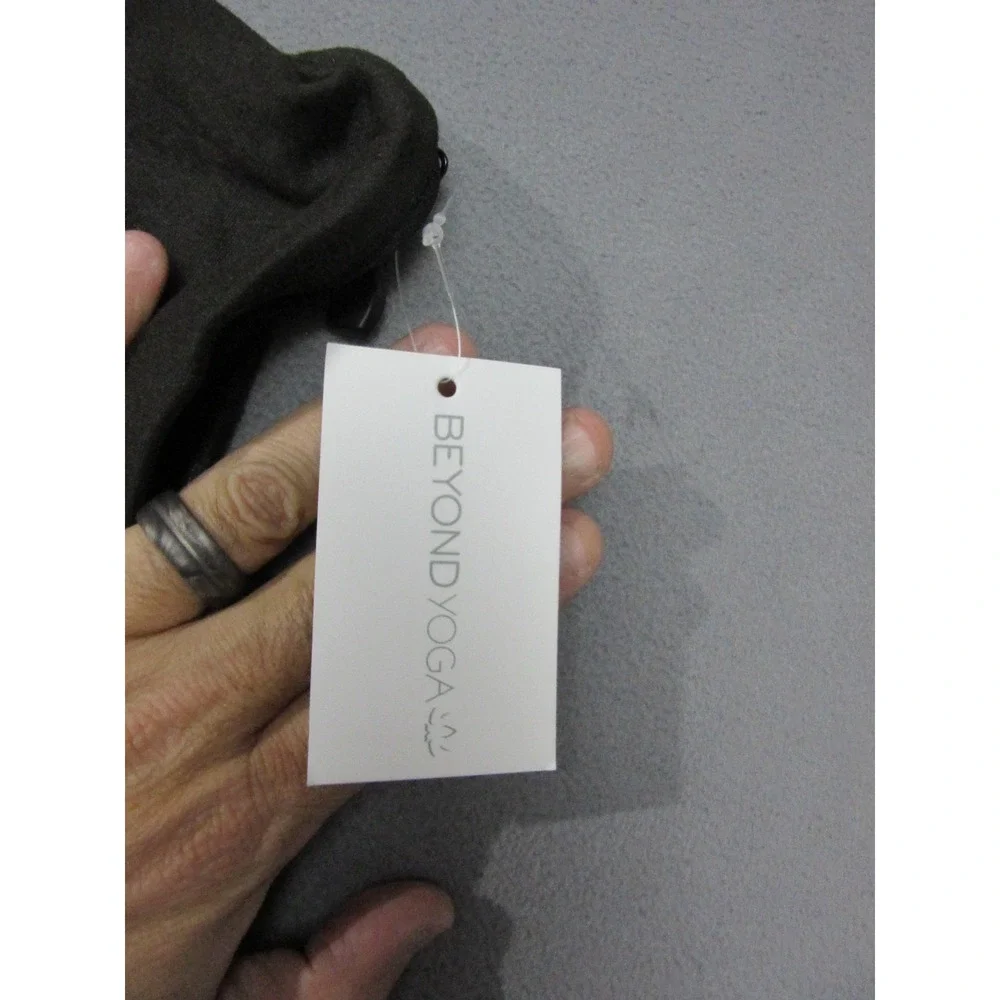 Beyond Yoga Scarf Women One Size Black Infinity Hidden Zipper Pocket Lightweight
